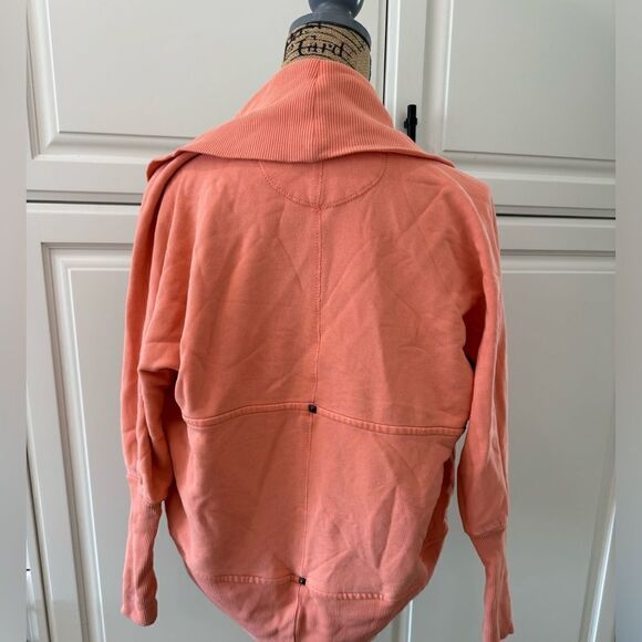 Wilfred Aritzia sweater wrap cardigan - Picture 2 of 6